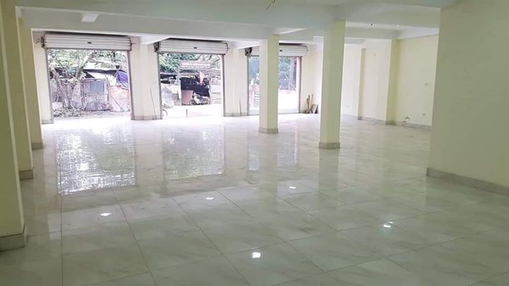 cho thu&ecirc; s&agrave;n thương mại