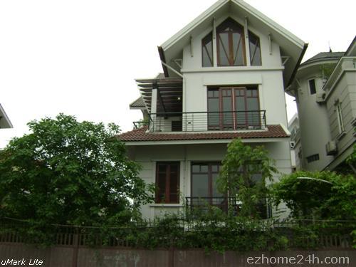 Villa for rent in Thuy Khe street - Tay Ho Dist 